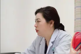 咳嗽 跳绳 蹦跳 大声说话就漏尿不要忽视，当心越拖越严重 #医学科普 #漏尿 #吊带手术 #关爱女性健康 #硬核健康科普行动视频封面