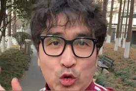 同学们家长们！这年头大专其实很有出路，稳稳的能就业！但是大专生可以有更好的出路！#教育 #留学 #大专 #升学规划 #暴叔讲留学 @暴叔讲家庭教育 @站在暴叔背后的男人 @暴叔讲教育规划 @暴叔讲升学规划视频封面