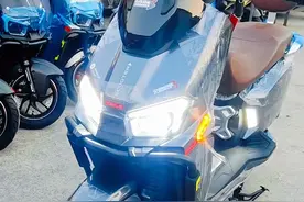 台铃封神电动车电自版初体验，和苍穹比好在哪里，是你会选择哪款