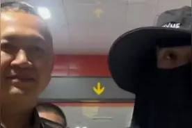 人口贩运受害者、中国籍演员王星已于北京时间1月11日00:55抵达上海王星凌晨发 文：感谢祖国的强大 感谢未曾谋面的网友们给了希望 中国驻泰使领馆：感谢泰方高度重视  迅速展开营救行动 有效保障当事人及时获得解救视频封面