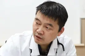 主动脉瓣关闭不全 造成的心脏明显变大建议应该手术干预#医学科普 #知识科普 #山东省立医院心外科 #心外科医生张海洲 #抖出健康知识宝藏 #专家说视频封面