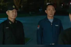 秦大地坚持做第一试飞员 承担试验中的最大风险 #浙江卫视海天雄鹰视频封面