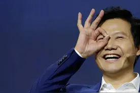 雷军有多接地气，演讲现场都是梗#雷军#雷军演讲视频封面