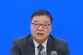 #回归正常的生产生活，我们还需要多久？国家卫健委回应视频封面