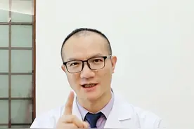农村这个不起眼的蛤蟆草，其实是味好中药，作用多到你想不到#中医 #蛤蟆草 #蛤蟆草的功效 #中药材 #皮肤健康视频封面