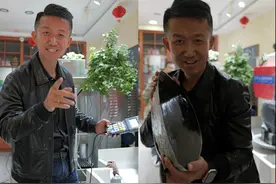说到公斤级黑青籽料的切割，可谓是令人惊喜。这块籽料从外表看，油润度极佳，表面细腻，泛着油光。虽然存在一些大小不一的裂，但切开后，如同预测的一样，瑕疵基本没有。它被分解成了两块大料和三块小料，每一块料子都展现出了青玉独有的美感。料子很干净，打灯下玉质极为细腻。而且，这些料子的出材率非常高，最大的料很适合做成印章，稍小一点的可以做成案头小摆，剩下的小料还能做成牌子或小的把件。这样的结果，充分展示了一个黑青籽的细腻温润之美，也让我们看到了公斤级籽料在切割后的无限可能。#和田玉 #珠宝首饰 #玉石挂件 #玉石雕刻 @回血强哥寻玉人视频封面