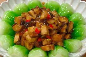 年夜饭的餐桌上做一道锦上添花，寓意一年更比一年好，来年鸿运一定发#美食教程 #素菜 #年夜饭 #美食推荐视频封面