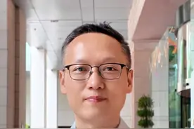 华泰证券2024投资峰会vlog 一起聊聊未来二手行业发展趋势#手机店 #二手机 #二手手机视频封面