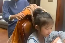 10月11日，辽宁鞍山。#12岁哥哥自告奋勇辅导妹妹作业双双气哭 ，哥哥从温柔到崩溃：都说了是仨直角，她偏说只有俩。视频封面