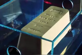超大号！300公斤！迪拜展出全球最大金条视频封面
