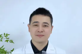 臀部疼痛麻木、坐不住？ 黄医生提醒：久坐党要小心梨状肌综合征 #硬核健康科普行动  #梨状肌综合症 #臀部疼痛 #久坐危害 #骨科医生视频封面