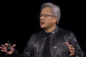 黄仁勋盛赞华为：美国的技术封锁，反而让中国企业上演了一场科技领域的“绝地反击”#黄仁勋评价华为是中国最强科技公司视频封面