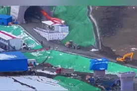 西宁至成都铁路四川段首座！若尔盖县班佑1号隧道贯通！未来西宁⇋成都4.5小时视频封面