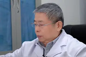 家长很崩溃：扁桃体反复发炎高烧什么原因 #扁桃体发炎 #发烧 #儿科医生史英杰 #抖出健康知识宝藏视频封面