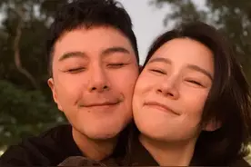 43岁黄翠如官宣怀孕，与丈夫萧正楠激动哭了，自曝曾流产过程坎坷视频封面