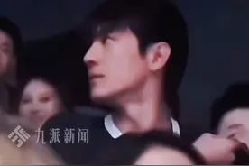 9月10日，上海，#林更新现身上戏开学典礼被贴脸开大 ： 上戏到底有谁在啊。视频封面