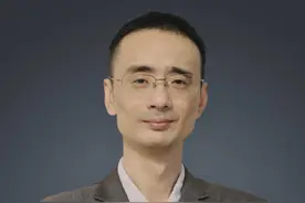 初二的孩子，如何做到优秀？ 为什么我一直提倡，尽早把孩子引上自学之路？只有有了这种能力之后，五年级初二才有可能在学习上发生逆袭#教育视频封面