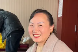 我都不知道自己上辈子是做了多少好事 才能遇见这么好的嬢嬢还有老公 爸爸做了个小手术 嬢嬢一直在医院陪他 我老公又负责每天的饭菜  这些本来都只是该我的活 真的感动#二婚家庭 #后妈也是妈视频封面