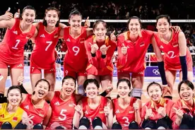 【#2025年世界女排联赛赛程公布，#中国女排首周主场迎战土耳其 】北京时间12月10日，国际排联在官网公布了2025年世界女排联赛分站赛的相关信息。分站赛将于2025年6月4日至7月13日举行。总决赛将于2025年7月23日至7月27日举行。中国女排将先后参加中国北京、中国香港、美国阿灵顿站的比赛。（央视体育）视频封面