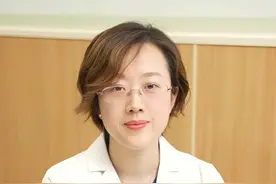 宝宝低热要不要吃药呢 #感冒 #医学科普 #宝宝护理视频封面