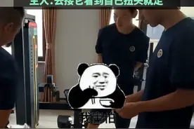 #狗子减肥期间离家出走跑到消防队狂炫10根火腿肠 主人：去接它看到自己扭头就走视频封面