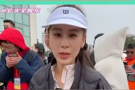#黄圣依说40岁是一个新生  有这么好的心态，姐真的干什么都会成功的！#整个威海都在偶遇跑步的明星视频封面