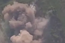 黑海要地蛇岛争夺激烈，俄两次挫败乌军事行动，俄乌冲突会如何演变？#黑海  #蛇岛争夺战  #俄乌冲突    视频封面