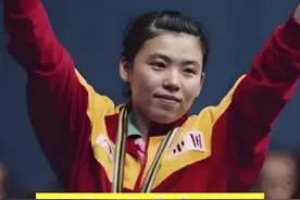 直到一张高清照曝光，才知1米5的邓亚萍为何要嫁林志刚，18儿子身高冲破基因束缚 #邓亚萍 #林志刚 #奥运冠军 #刘国栋 #明星人物传视频封面