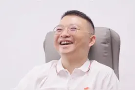 回乡投资几千万开厂，每年支持宁乡优秀学子两万元。颜总好样的! #为家乡助力   #回乡创业 #宁乡宁乡宁乡 #宁乡建伢子视频封面