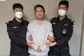 涉嫌职务犯罪！玉溪市易门县鑫财建设投资开发有限公司原董事长李玉耘被抓捕归案！#严厉打击违法犯罪 #相信法律是公平公正的 #正义不会缺席也不会迟到 #法网恢恢疏而不漏 #严惩不贷为民除害视频封面