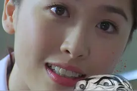 震撼港媒的《大头怪婴》！双结局经典港恐，童年阴影实至名归视频封面