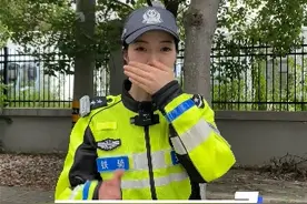 这是我见过最臭的一辆僵尸车！拖走！#一颜难尽 #僵尸车 #违法必究视频封面