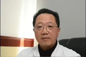 胸闷胸痛该挂什么科，不同的胸闷区别也是很大的  #胸闷#心内科  #胸闷胸痛 #健康守护计划