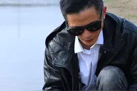 非法捕捞者即便诡计多端，也逃不过志愿者的慧眼#江湖眼 #钓鱼人 #非法捕捞 @飞溪（fish）公益视频封面