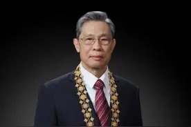最美“逆行者”、中国工程院钟南山院士。 67岁一战成名视频封面