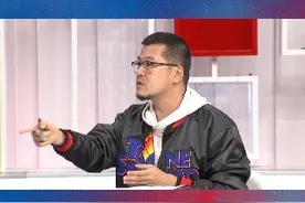 为何没有心仪的MVP人选？杨毅节目中解读，直言没有球员的带队表现超出期待。#比赛开始 #篮球视频封面