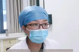 烫伤治疗三大坑，不冲凉水，乱用偏方，晾着不包扎起来 #医学科普知识 #烫伤 #偏方 #烫伤误区视频封面