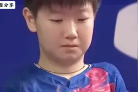 “甜豆莎组合”孙颖莎梁靖崑混双合作!莎莎嫌弃她哥不是没道理的