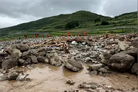 甘肃榆中山洪灾害致10死33失联 国家消防救援局派工作组赶赴现场