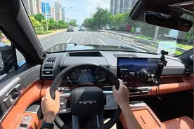 第一视角试驾方程豹钛7，太好开啦！ #方程豹钛7 #第一视角驾驶