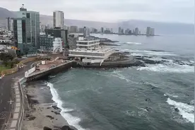 拉美多国拉响海啸警报：海岸现1.3米巨浪 秘鲁港口海水倒退超百米