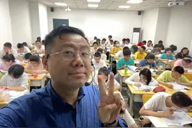 教了20多年高中物理，发现一个规律：物理能短时间逆袭的几乎没有图片