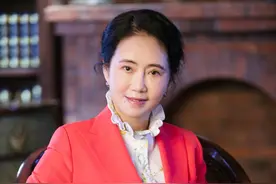 她是常州女首富，曾是卫校副校长，如今身家200亿图片
