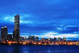 韩媒：走下坡路的韩国GDP！ 5月20日，韩国媒体图片