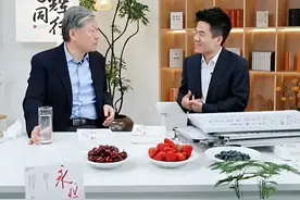 没想到，海尔张瑞敏竟然也出现在了与辉同行直播间，退休后...图片