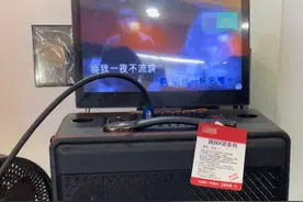 比K歌一体机强太多！乐华K歌电视真香，老妈图片