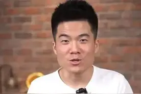 董宇辉说：“有一天当你发现，你做什么都不对的时候图片