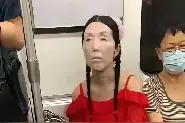 谢谢]那天在街上，我看到一个姑娘，真是让我目瞪口呆图片