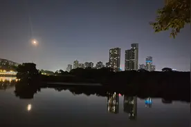 老婆，不是用来生孩子的，而是一起相伴到老的。有的男...图片