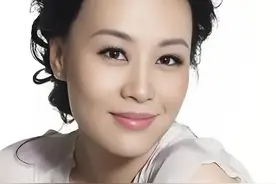 邬君梅：气质优雅，唯美迷人！图片